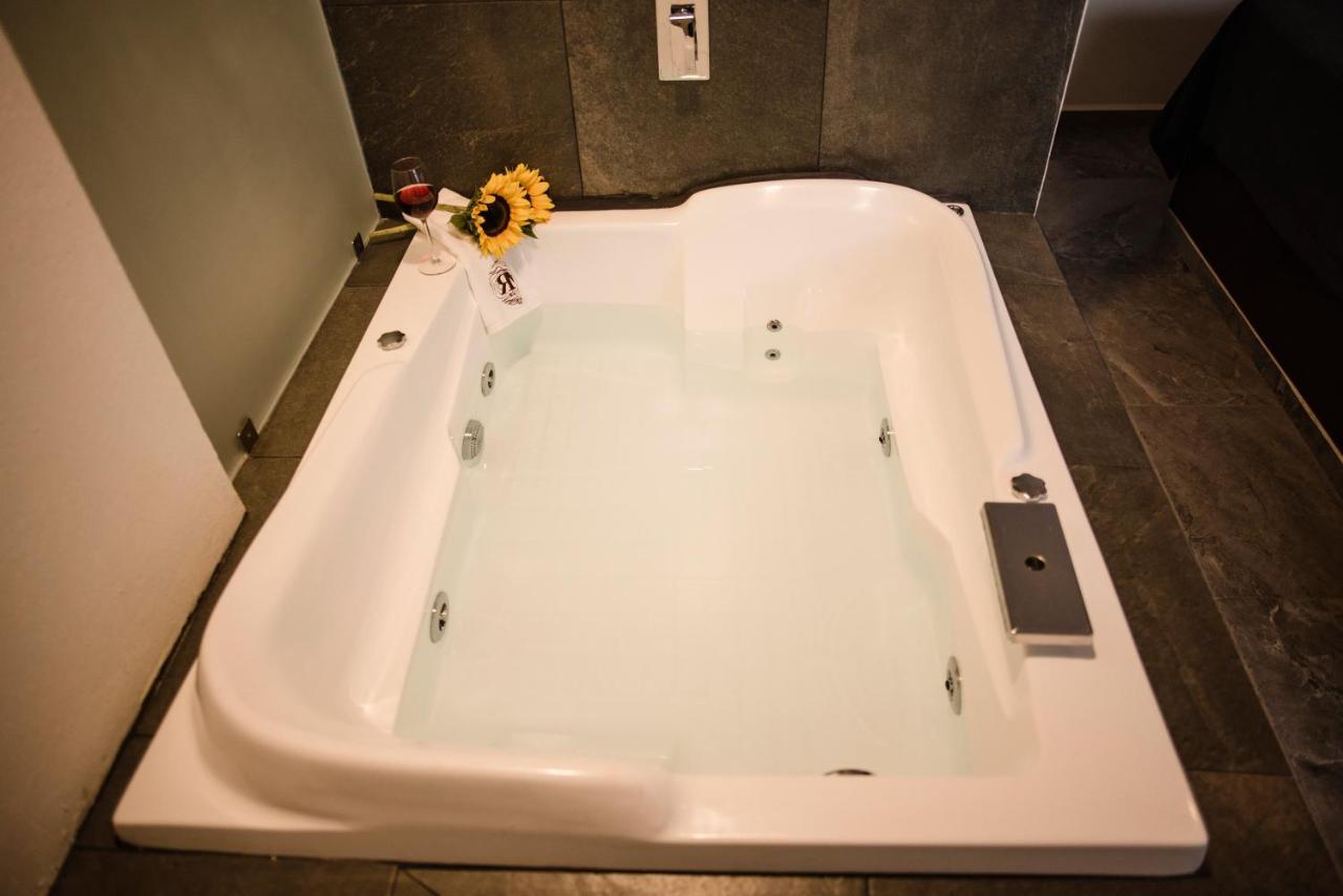 Hotel Rm Avandaro 巴耶德布拉沃 外观 照片