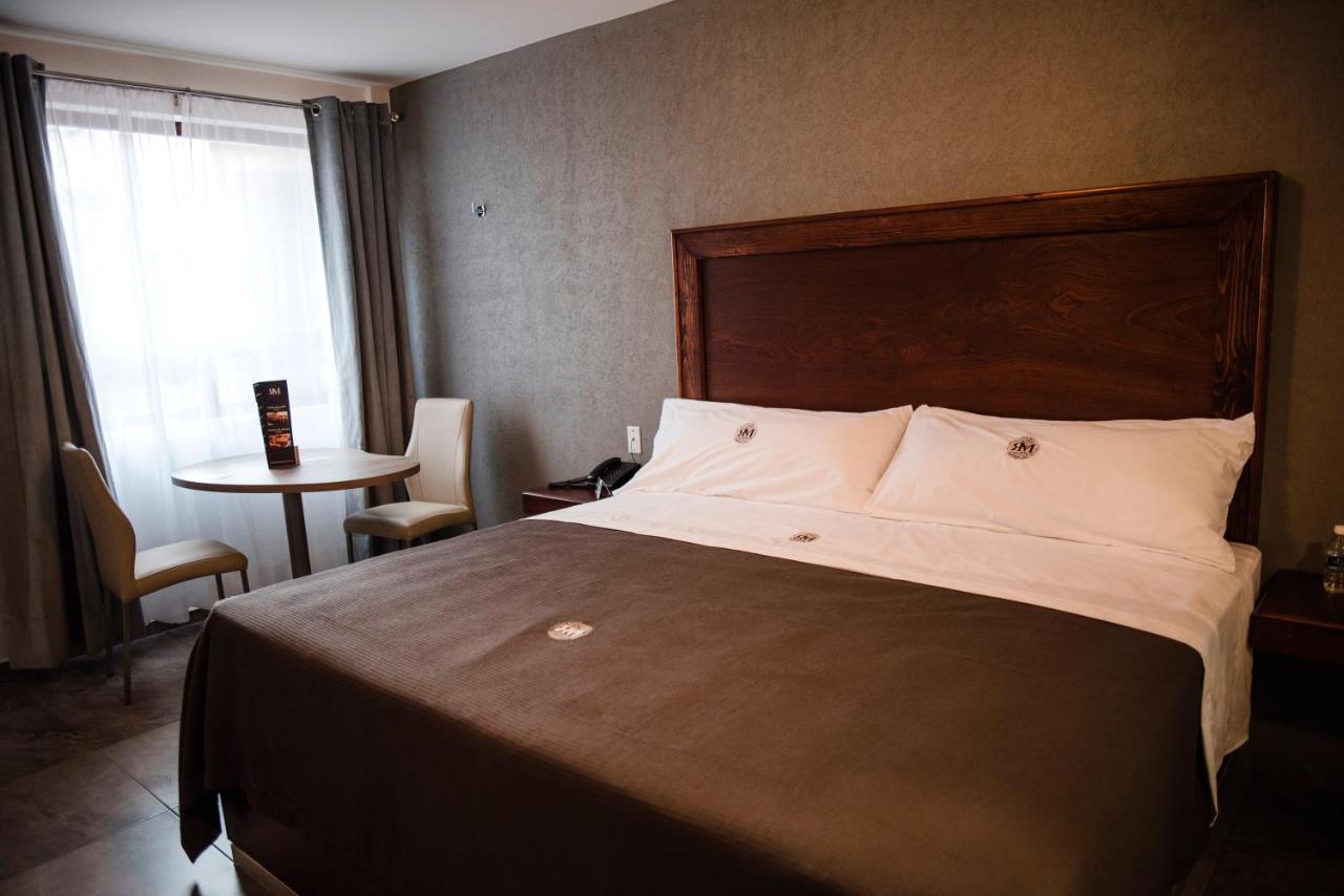 Hotel Rm Avandaro 巴耶德布拉沃 外观 照片