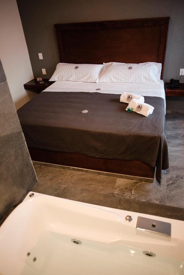 Hotel Rm Avandaro 巴耶德布拉沃 外观 照片